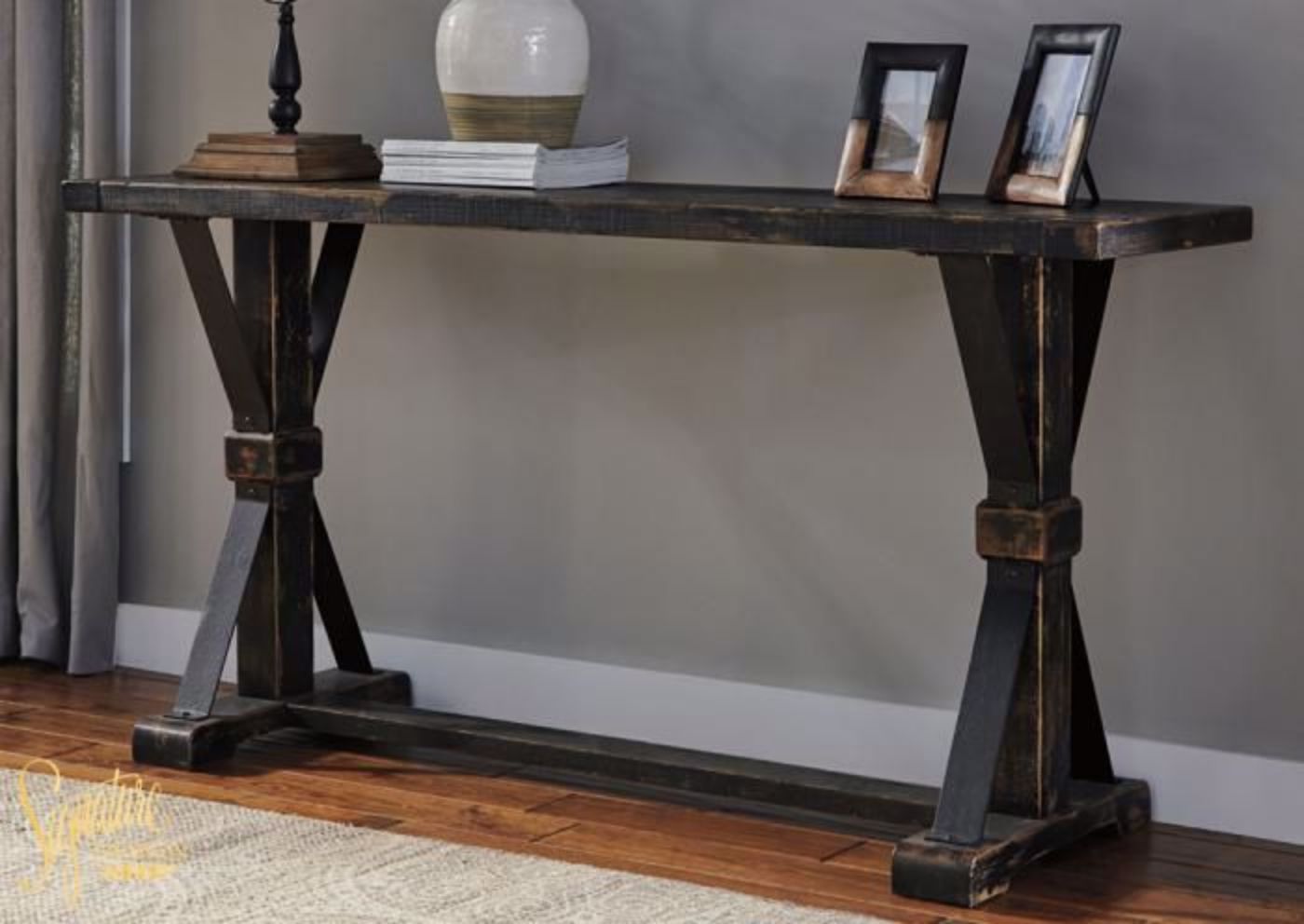 Picture of Beckendorf Sofa Table - Black