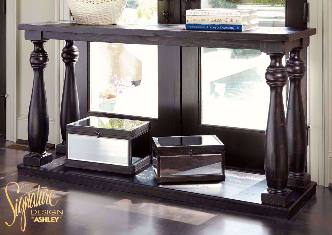 Mallacar Console/Sofa Table by Ashley Furniture in Room Setting | Home Furniture Plus Mattress