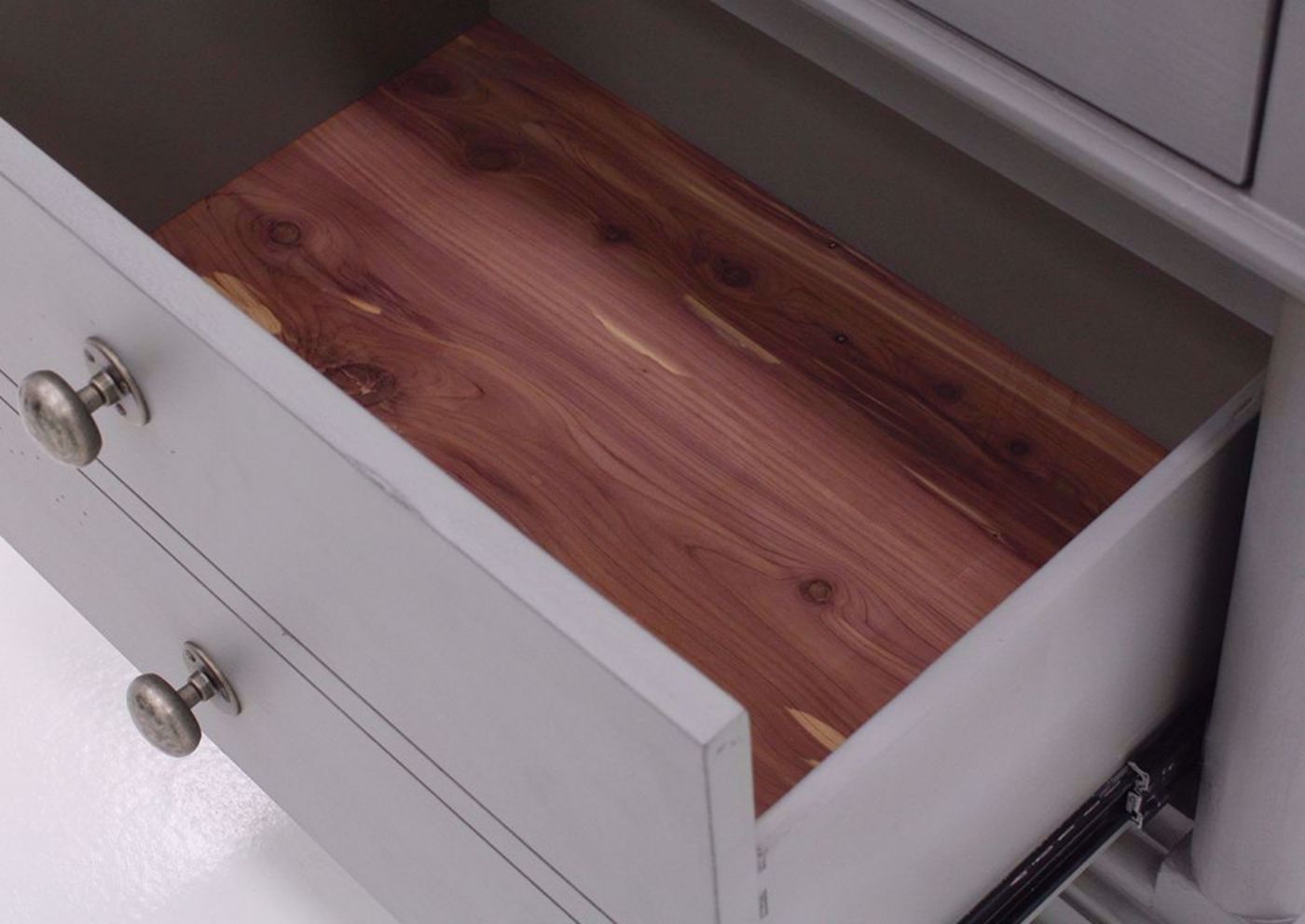 Bellville Chest of Drawers, Gray, Bottom Cedar Lined Drawer | Home Furniture Plus Bedding