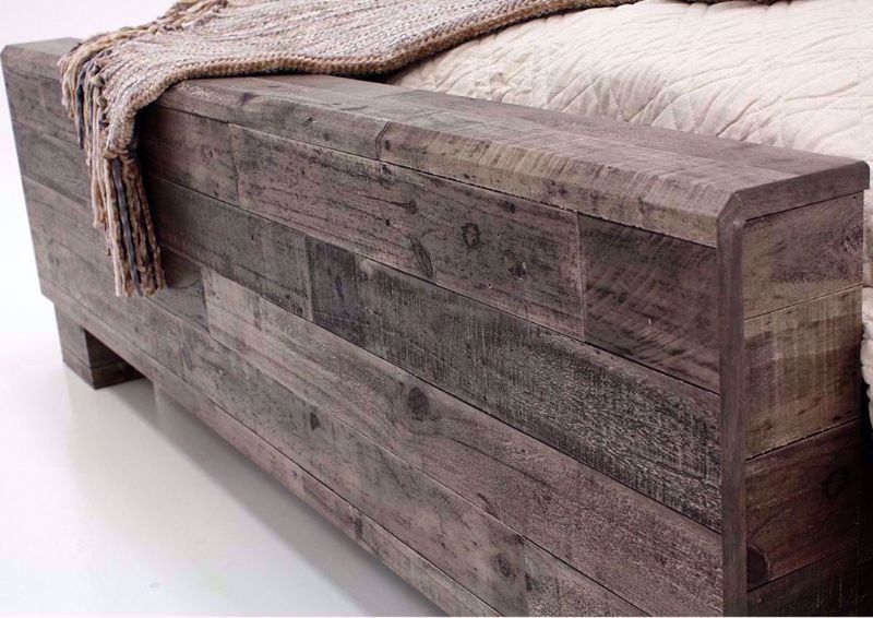 Close Up of the Footoard on the Gray Brown Derekson Full Size Bed by Ashley Furniture | Home Furniture Plus Bedding