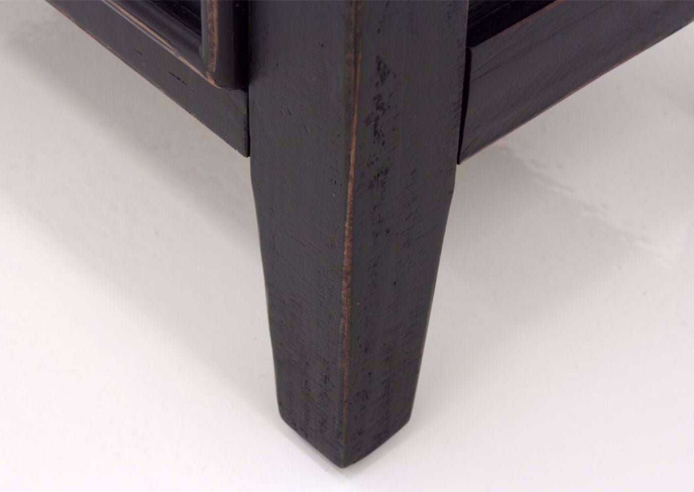 Black Chatham 3 Drawer End Table Foot Detail | Home Furniture Plus Bedding