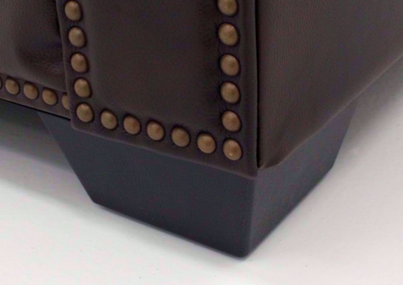 Walnut Brown Roleson Chair by Ashley Foot Detail | Home Furniture Plus Bedding
