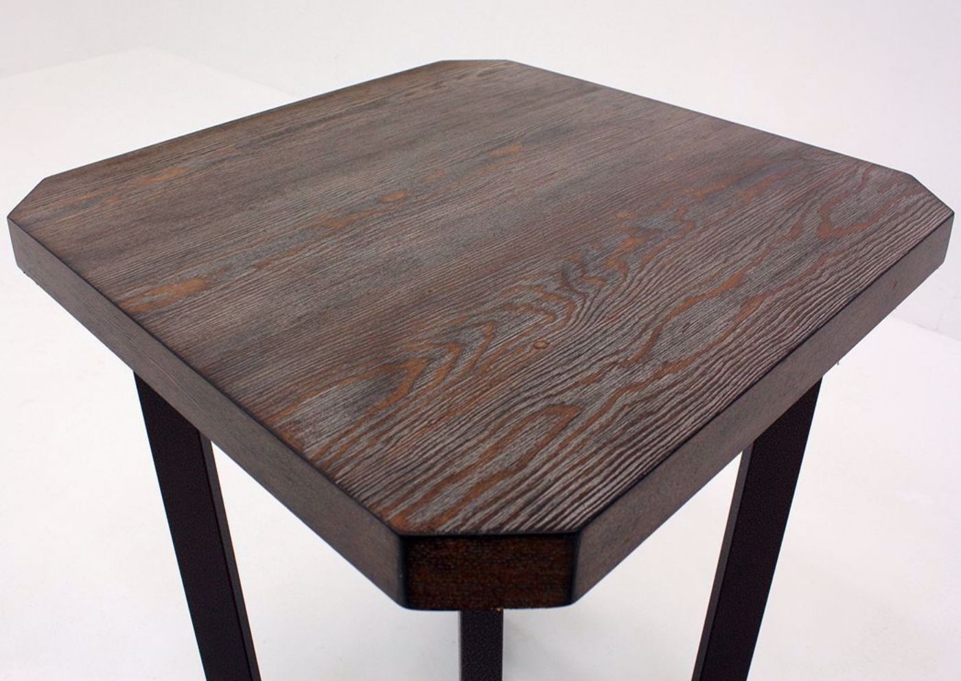 Brown Lane 3 Piece Coffee Table Set by United Showing the End Table Top Detail | Home Furniture Plus Mattress