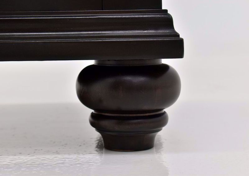 Dark Brown Brynhurst Dresser with Mirror by Ashley Furniture Showing the Turned Foot Detail | Home Furniture Plus Mattress
