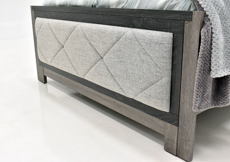 Two-Tone Gray Carter Upholstered King Size Bed by Lane Home Furnishings Showing the Upholstered Footboard Detail, Made in the USA | Home Furniture Plus Bedding