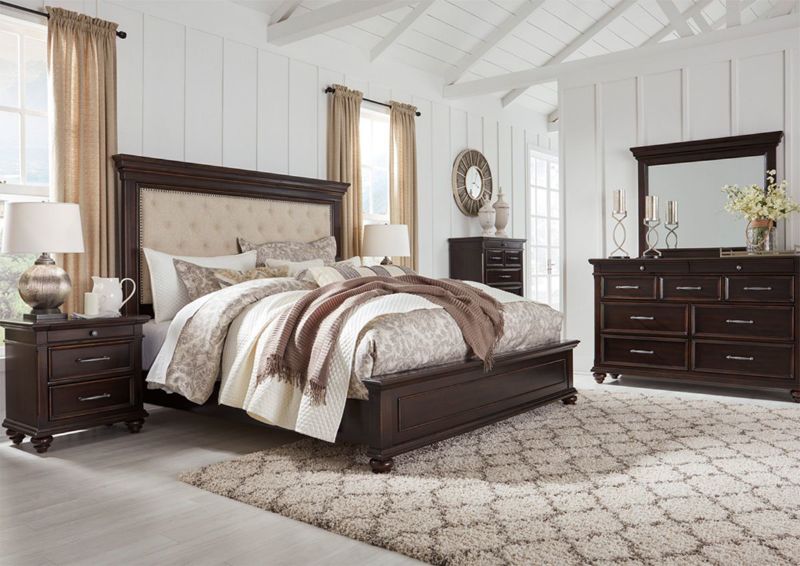 Picture of Brynhurst King Size Bedroom Set - Brown
