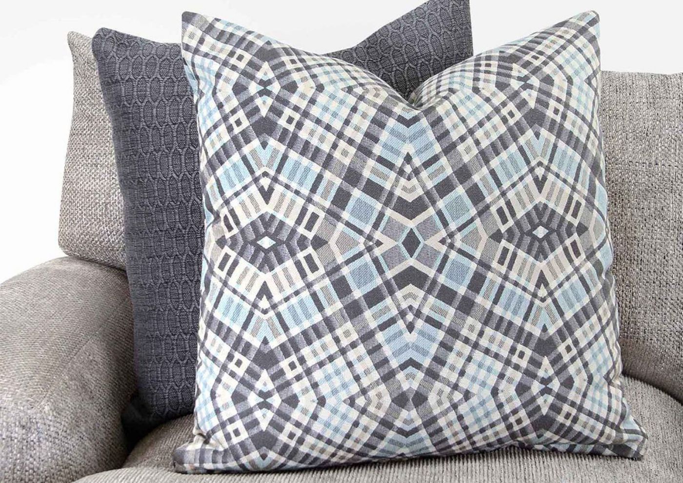 Light Gray Crosby Loveseat by Franklin Furniture Showing the Accent Pillows, Made in the USA | Home Furniture Plus Bedding