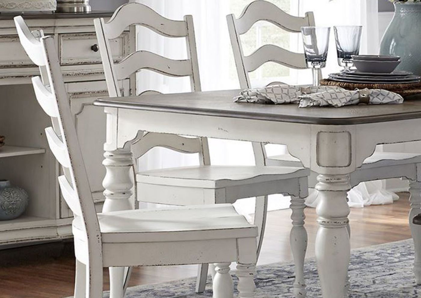 Picture of Magnolia Manor Dining Table Set with Bench - White