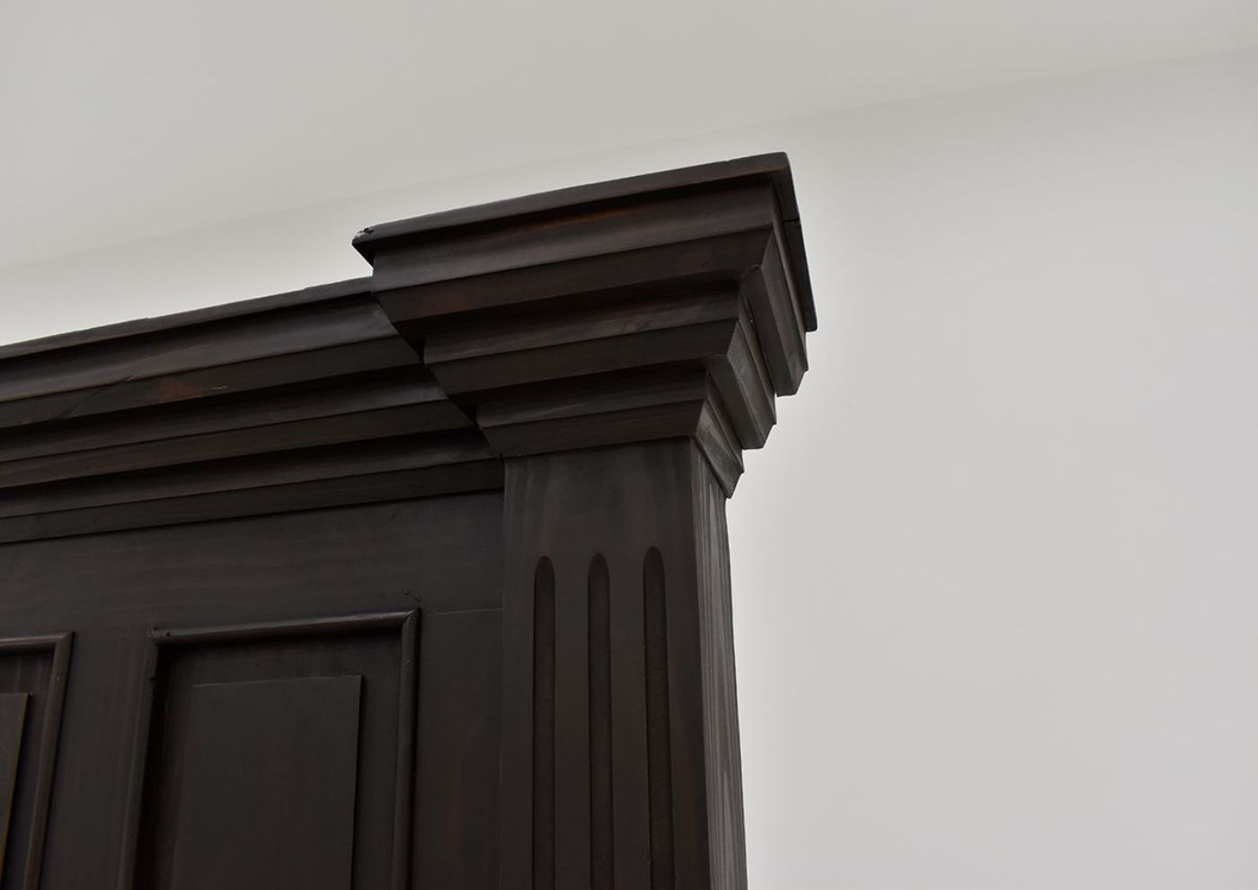 Dark Brown Chalet Queen Size Panel Bed by Vintage Furniture Showing the Headboard Post | Home Furniture Plus Bedding