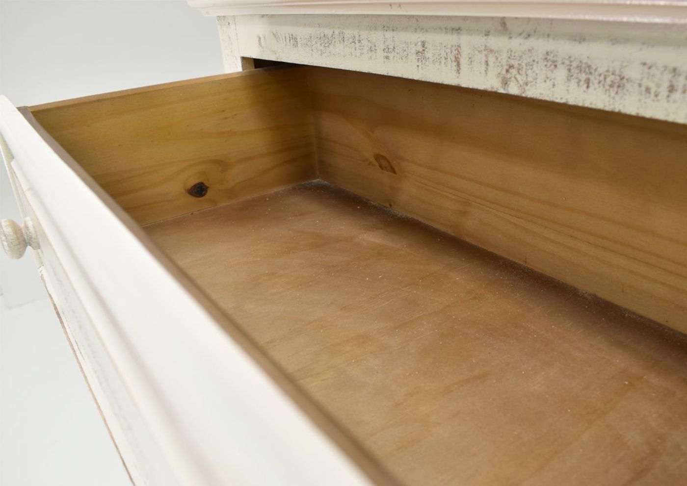 White Chalet Chest of Drawers by Vintage Furniture Showing the Drawer Interior | Home Furniture Plus Bedding