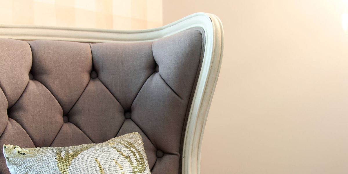 How to Style Your Living Room with Accent Chairs