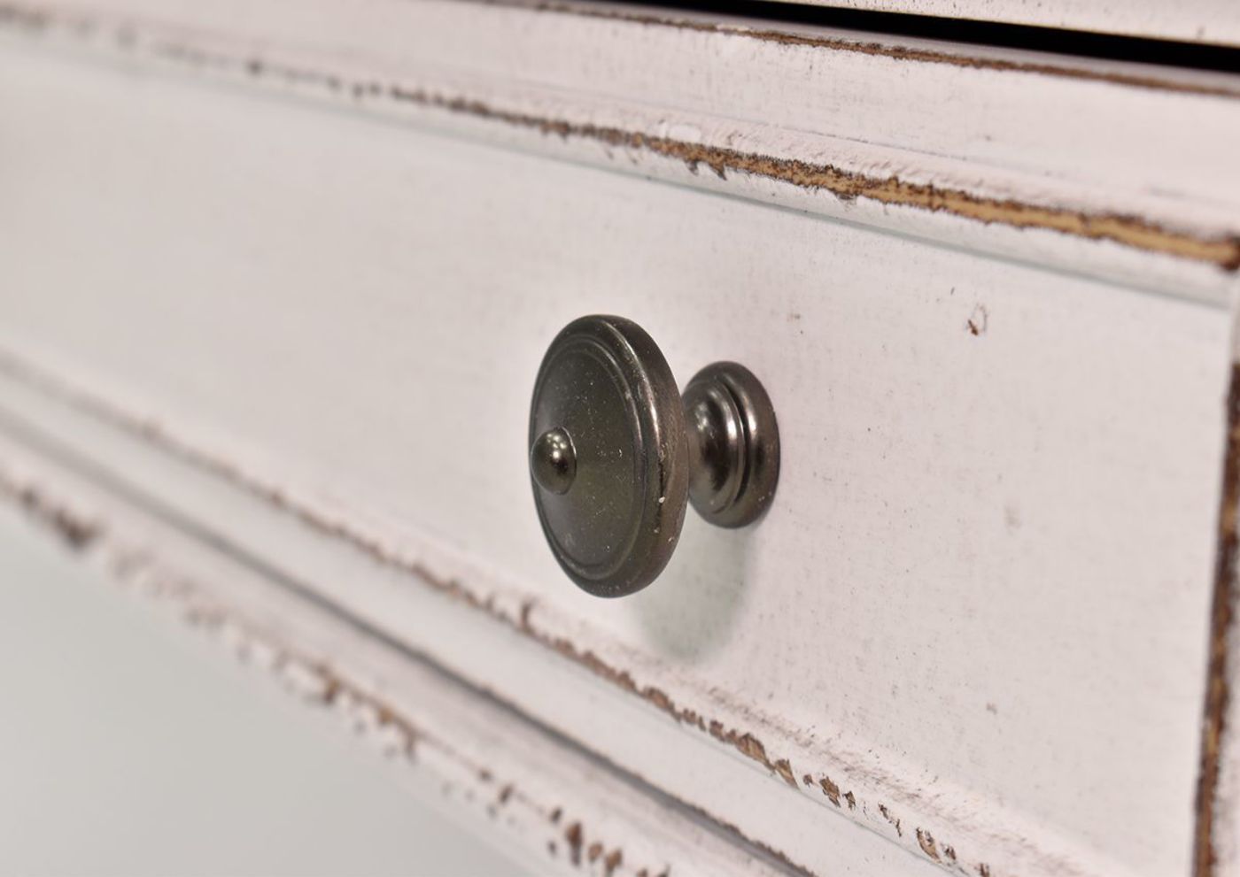 Close Up of the Drawer Knob on the Magnolia Manor Square Coffee Table | Home Furniture Plus Bedding