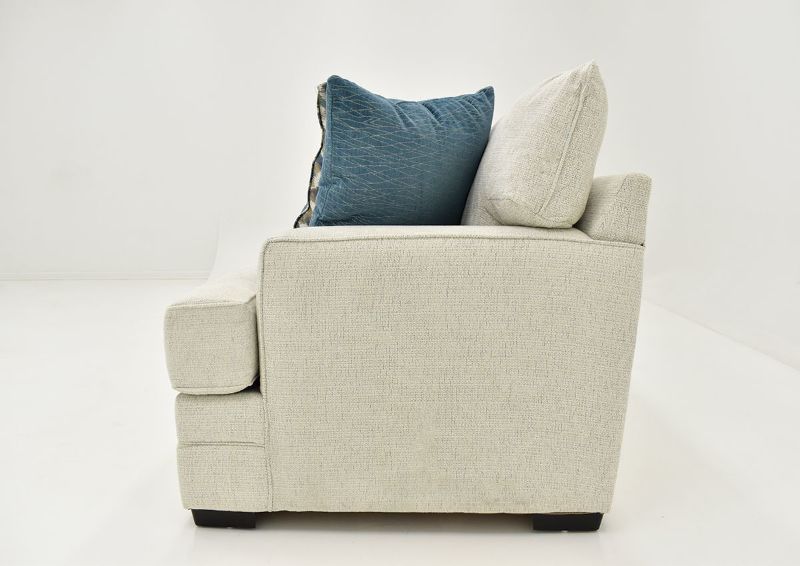 Side View of the Rowan Loveseat in Off White by Franklin Furniture | Home Furniture Plus Bedding