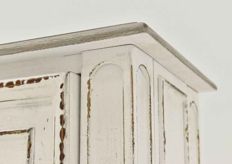 White Magnolia Manor 72 Inch Console Table by Liberty Furniture Industries Showing Close Up of the Corner Details | Home Furniture Plus Bedding