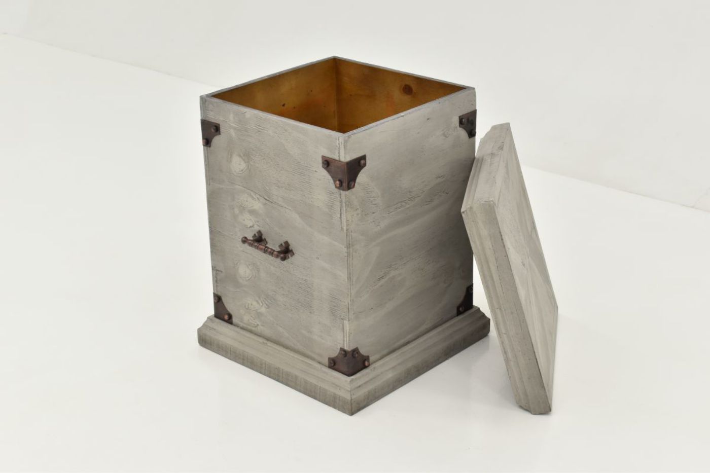 Angled View of the Carson Lift Top End Table in Granite by Vintage Furniture | Home Furniture Plus Bedding