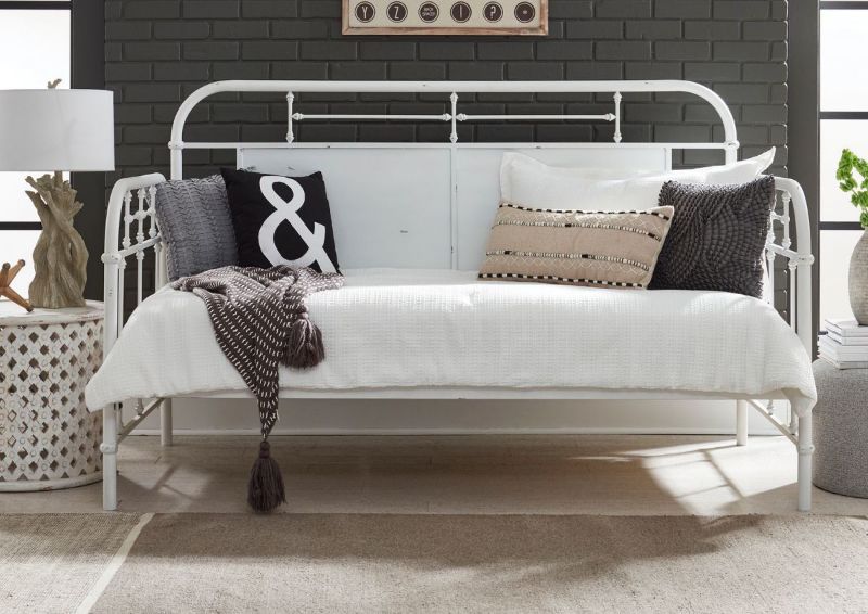 Room View of the Vintage Metal Daybed in White by Liberty Furniture | Home Furniture Plus Bedding