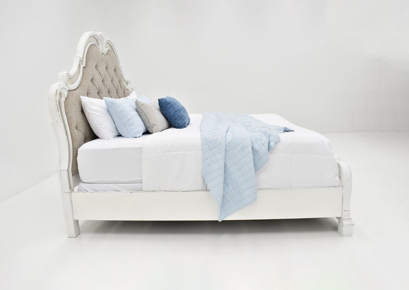 Picture of Magnolia Manor Upholstered Mirror Bed - King Size