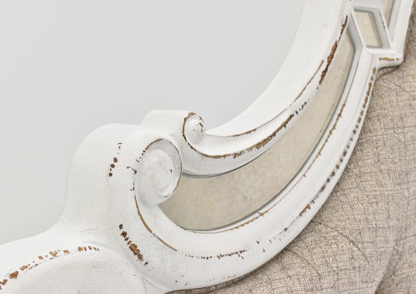 Picture of Magnolia Manor Upholstered Mirror Bed - King Size