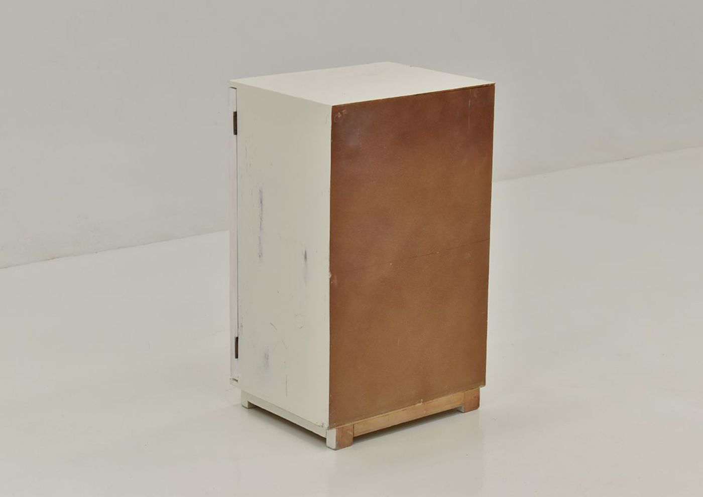 Slightly Angled View of Back and Side of the Fish Accent Cabinet - White | Home Furniture Plus Bedding