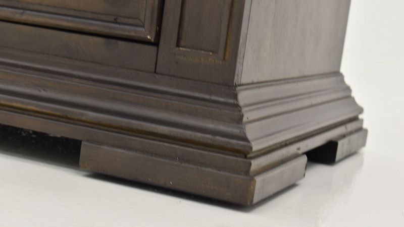 Close Up Foot  View of the Big Valley Dresser with Mirror in Brown  by Liberty Furniture | Home Furniture Plus Bedding