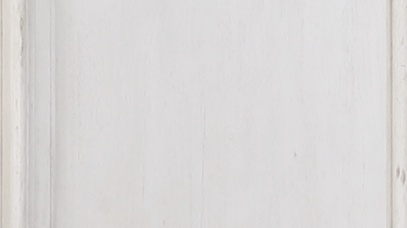 Close Up of the White Finish on the White Keystone Dresser and Mirror | Home Furniture Plus Mattress