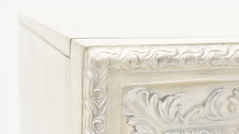 Close Up View of the Ava Chest of Drawers in White by Avalon Furniture | Home Furniture Plus Bedding