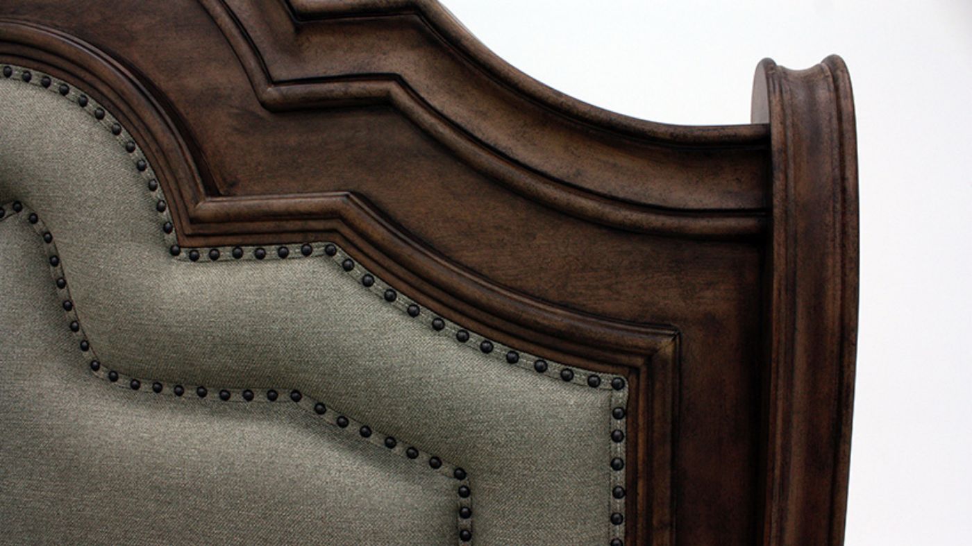 Close Up Headboard View of Bed in the Tulsa King Size Bedroom Set in Light Brown by Avalon Furniture | Home Furniture Plus Bedding