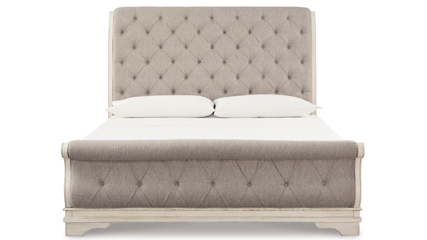 Picture of Realyn King Sleigh Bed