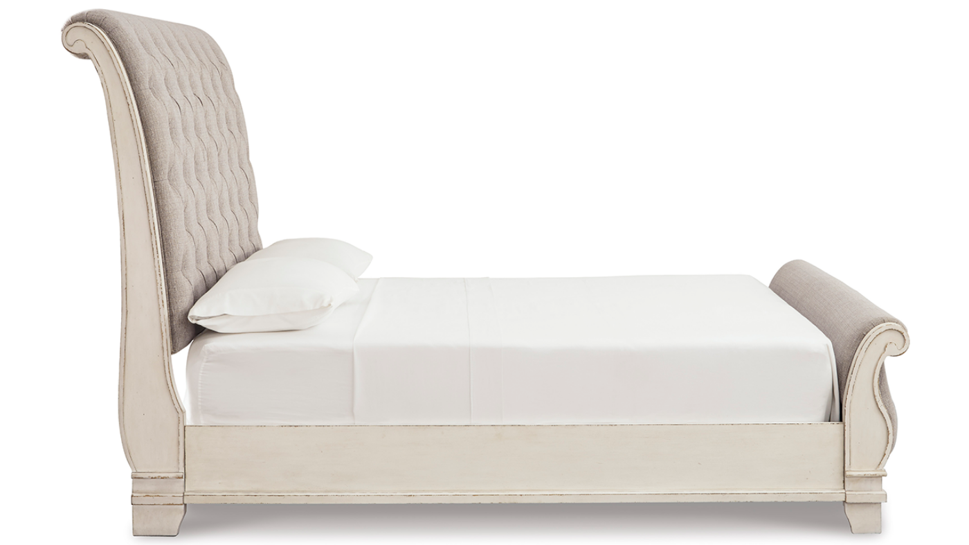 Picture of Realyn Queen Sleigh Bed