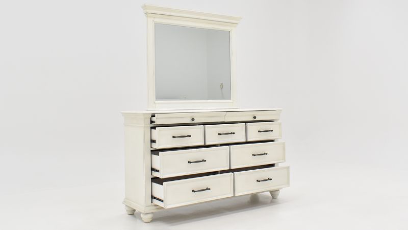 Picture of Southport King Panel Bedroom Set - White