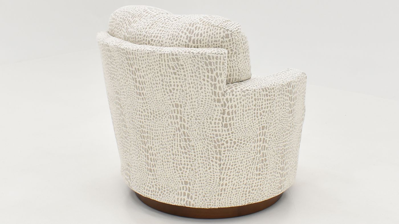 Picture of Skipper Swivel Chair - Off White 