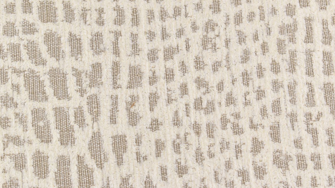 Picture of Skipper Swivel Chair - Off White 