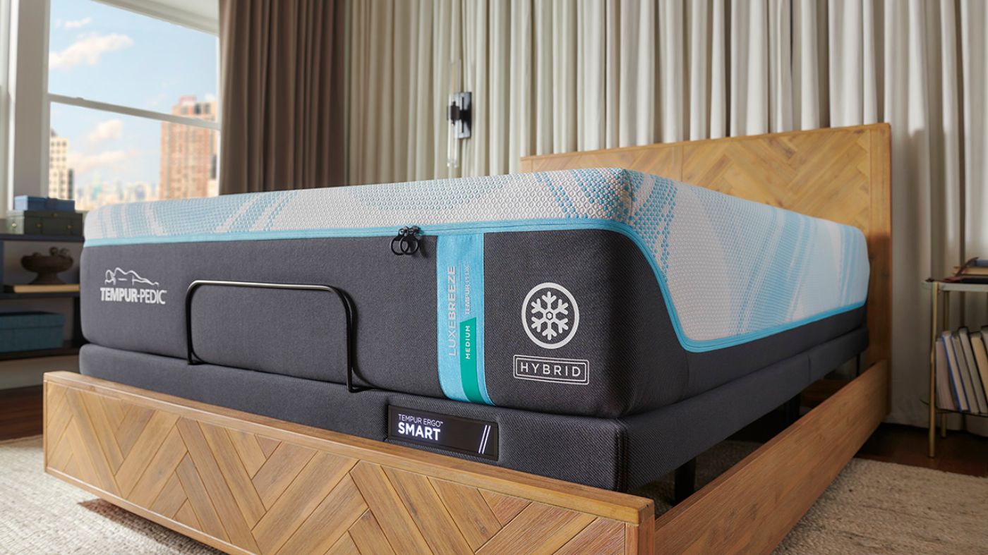 Picture of Tempur LuxeBreeze Medium Hybrid Mattress - King
