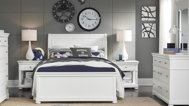 Picture of Canterbury Full Sleigh Bedroom Set - White