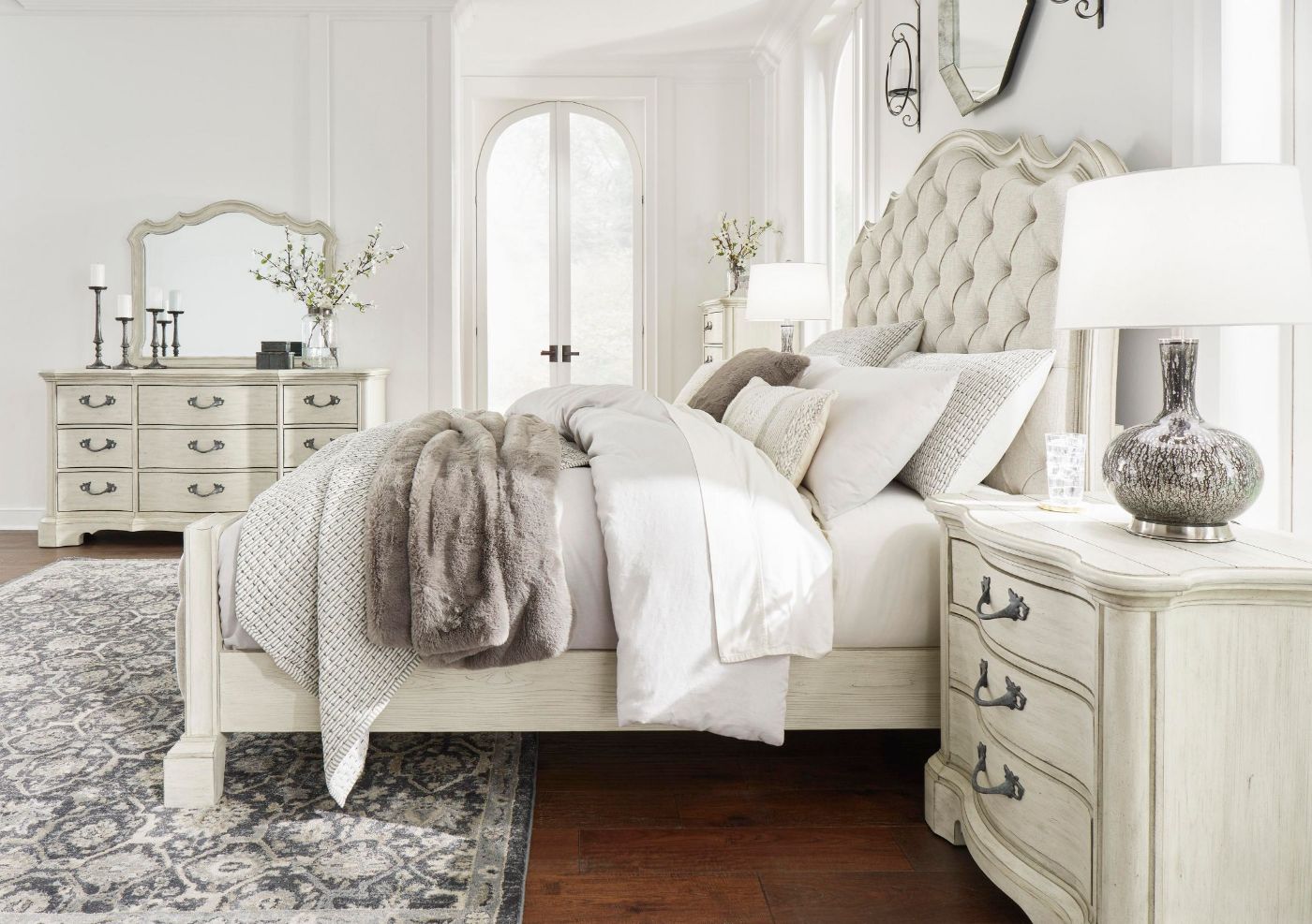 Picture of Arlendyne Queen Upholstered Panel Bedroom Set - Off White