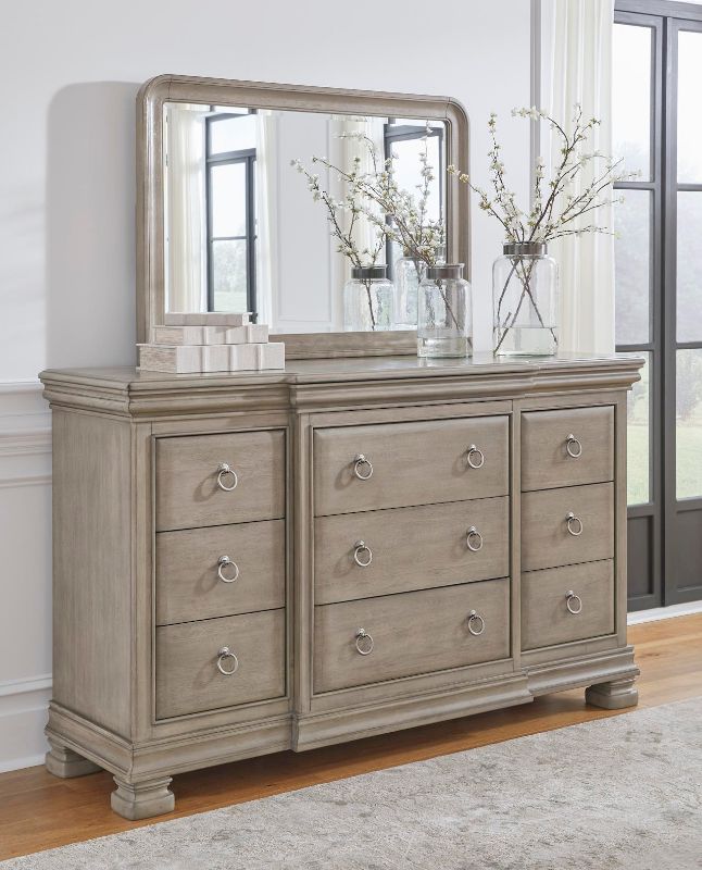 Picture of Lexorne Park King Panel Bedroom Set - Gray