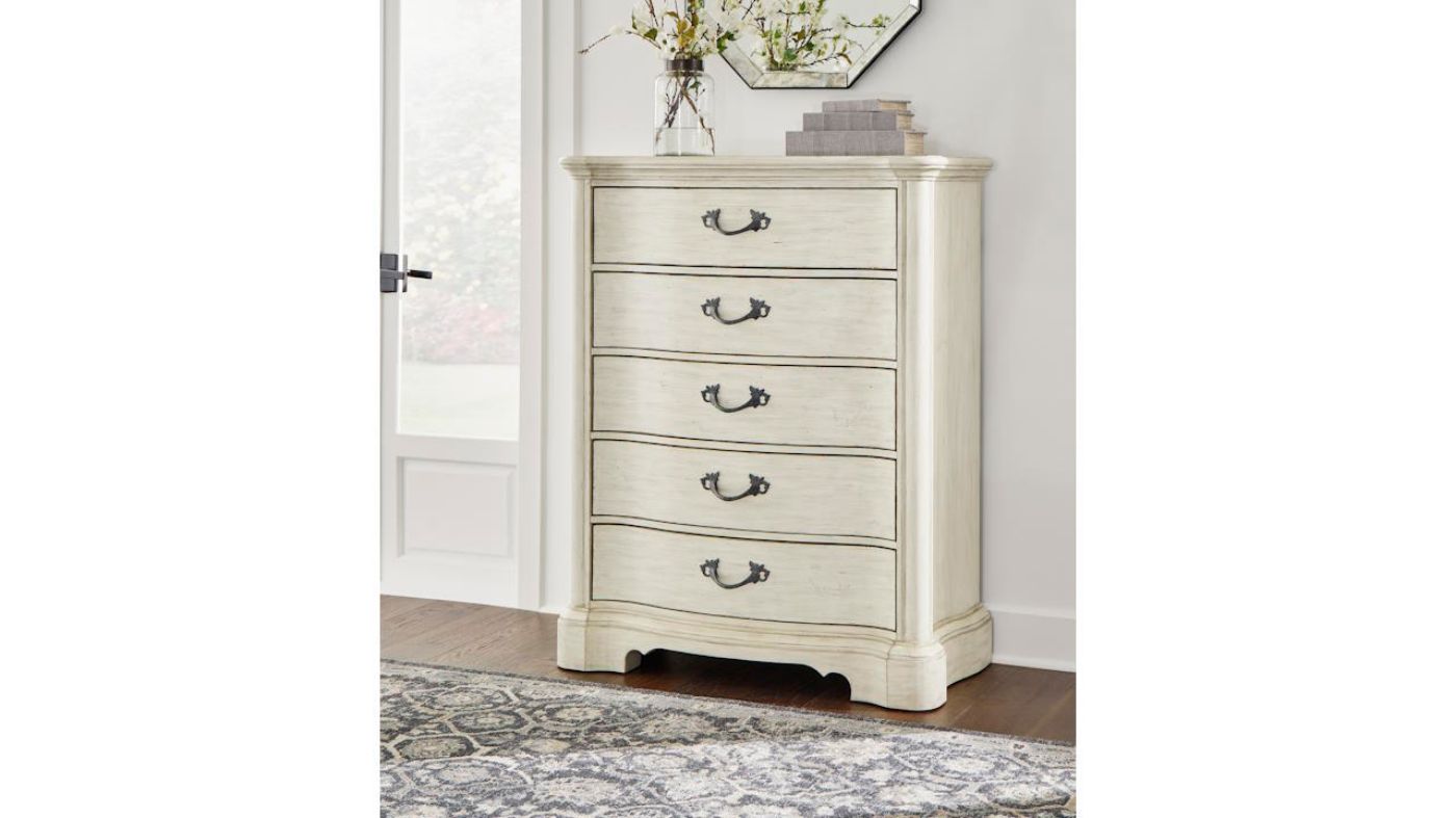 Picture of Arlendyne Chest of Drawers - Off White