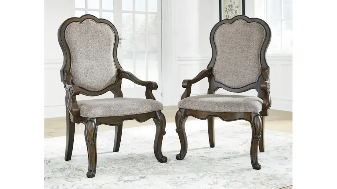 Picture of Maylee 7-Piece Dining Set
