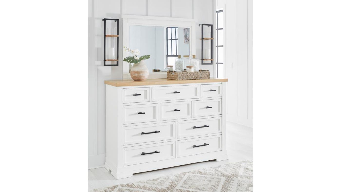 Picture of Ashbryn Queen Storage Bedroom Set