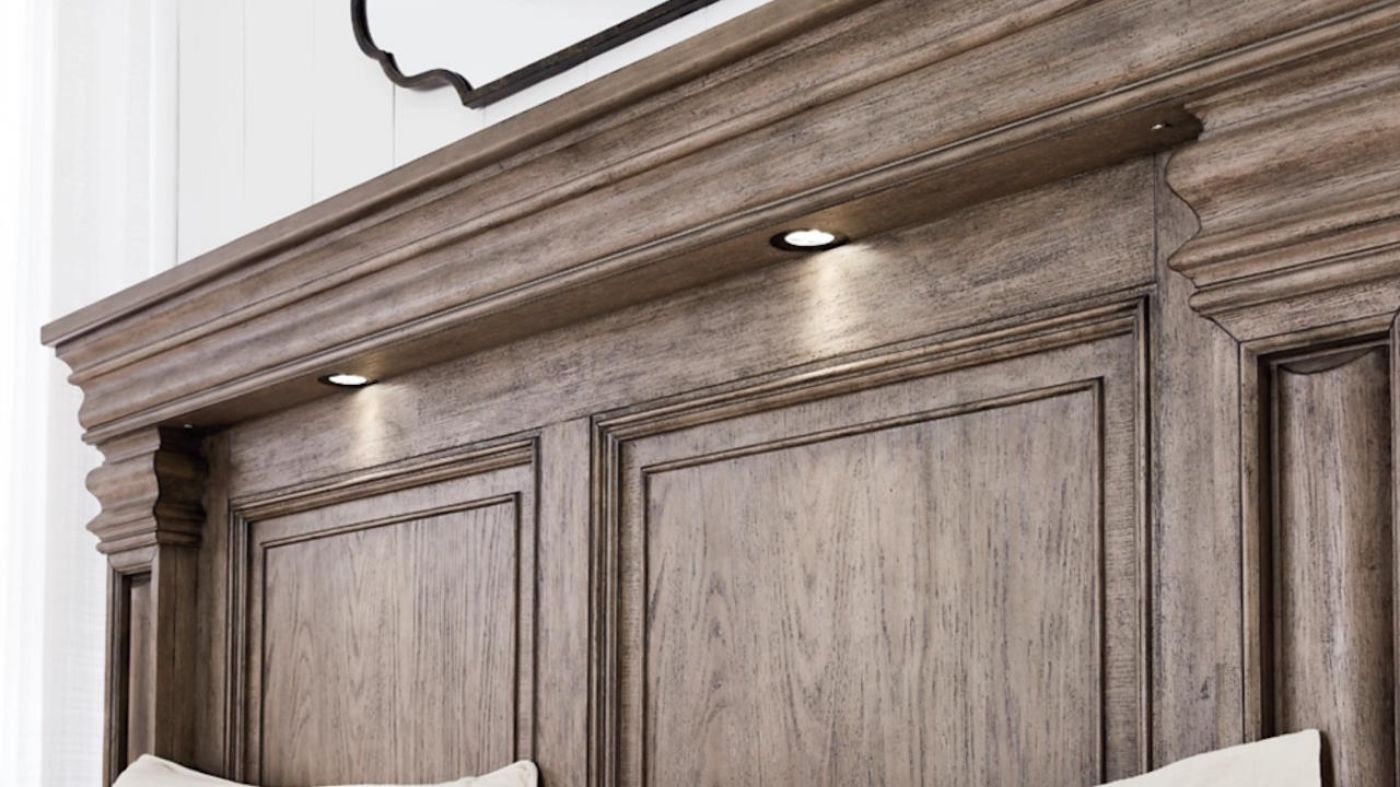 Picture of Blairhurst King Panel Bedroom Set
