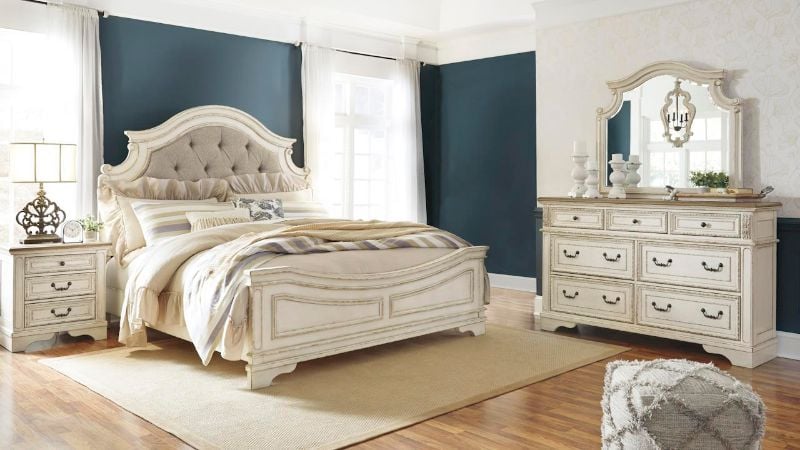 Picture of Realyn Queen Size Upholstered Bedroom Set - Off White