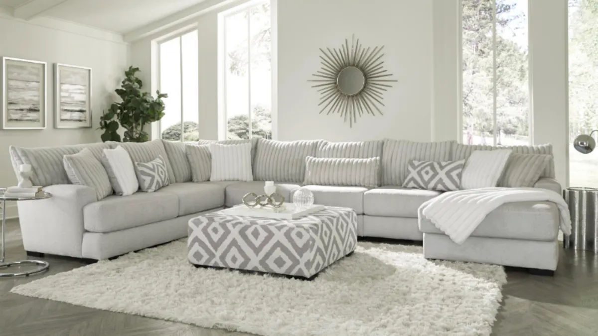 From Comfort to Customization: The Allure of Modular Sectionals