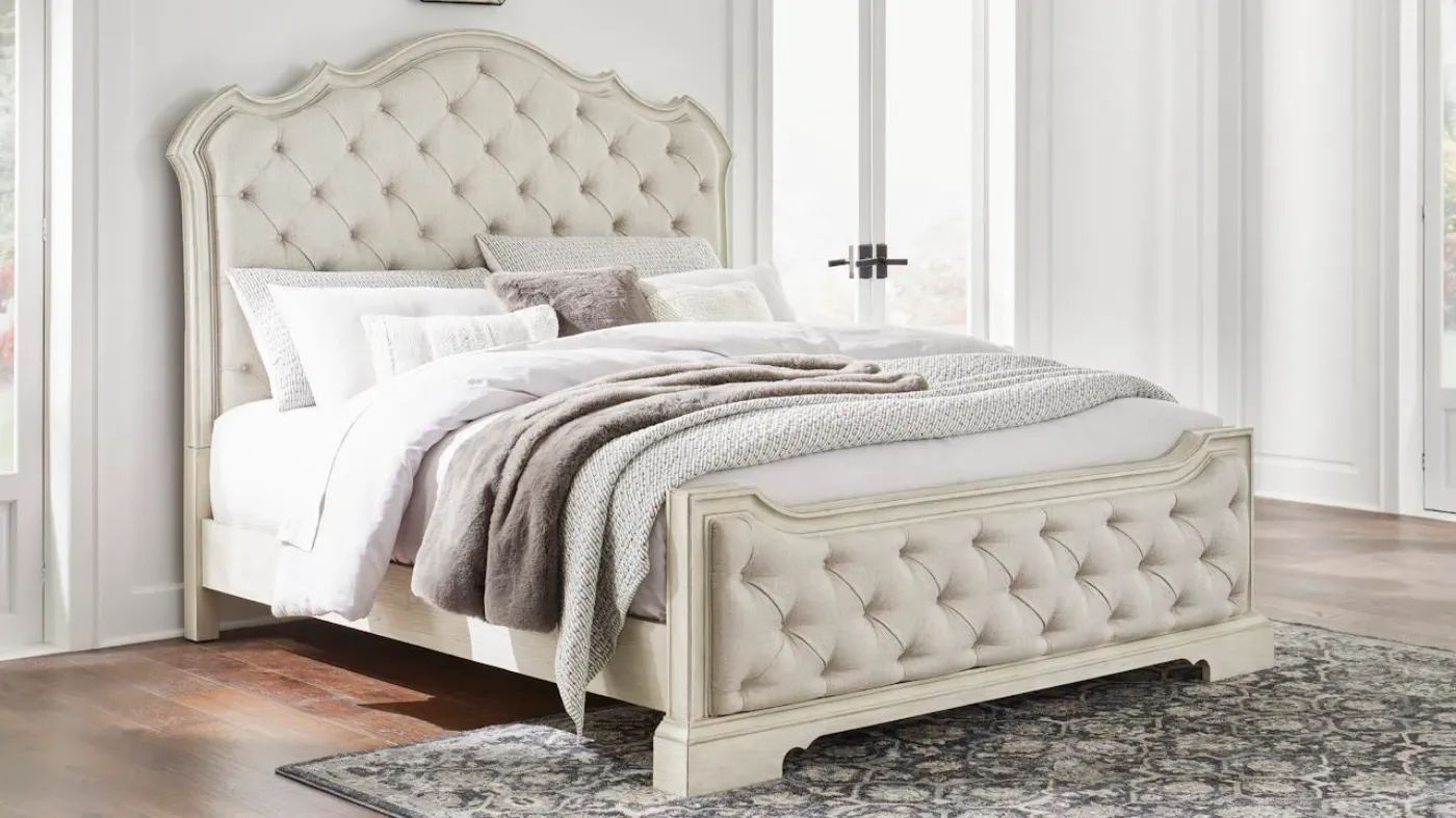 Picture of Arlendyne Upholstered Panel Bed - Off White