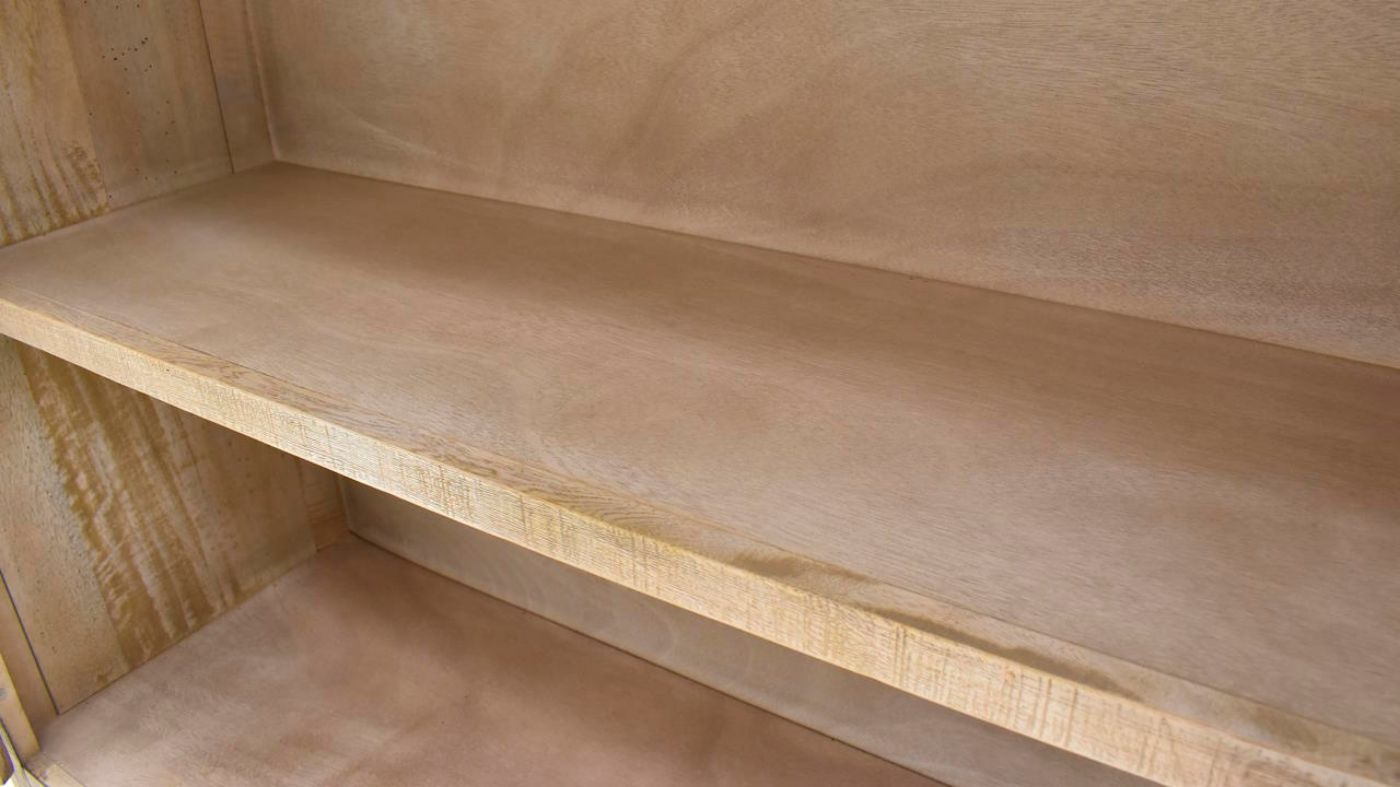 Picture of Jasmine 4 Door Console - Light