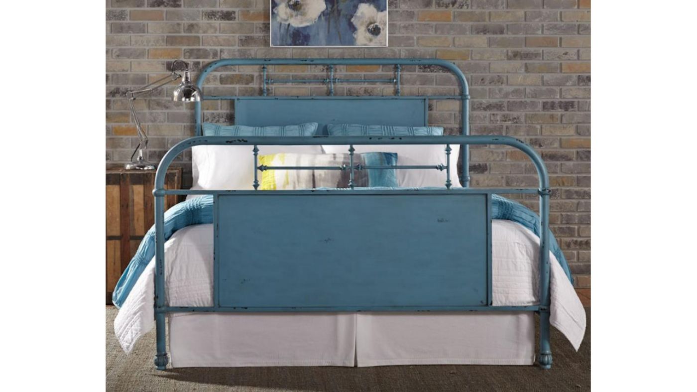 Picture of Vintage Queen Metal Bed - Blue