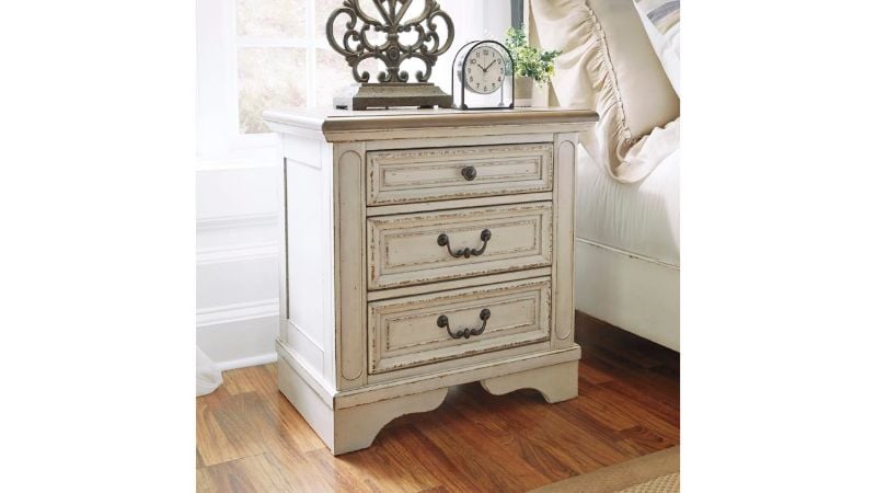 Picture of Realyn Nightstand - Off White