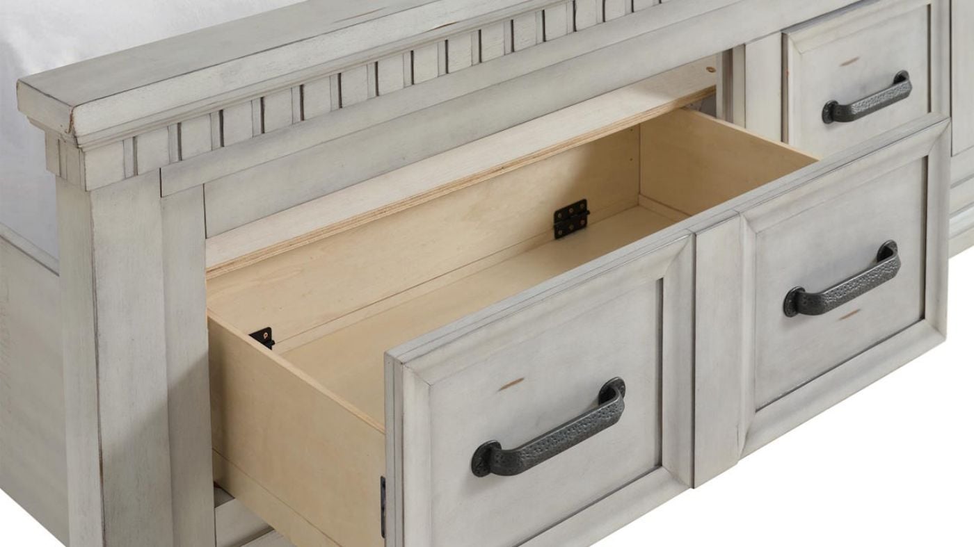 Picture of McCoy King Storage Bedroom Set