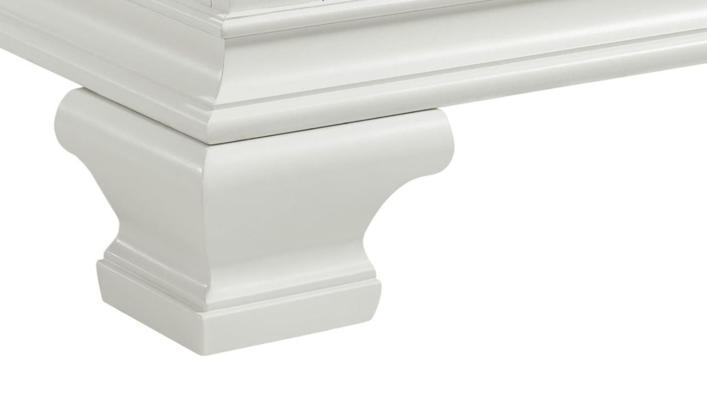 Picture of Bridgestone King Panel Bedroom Set - White