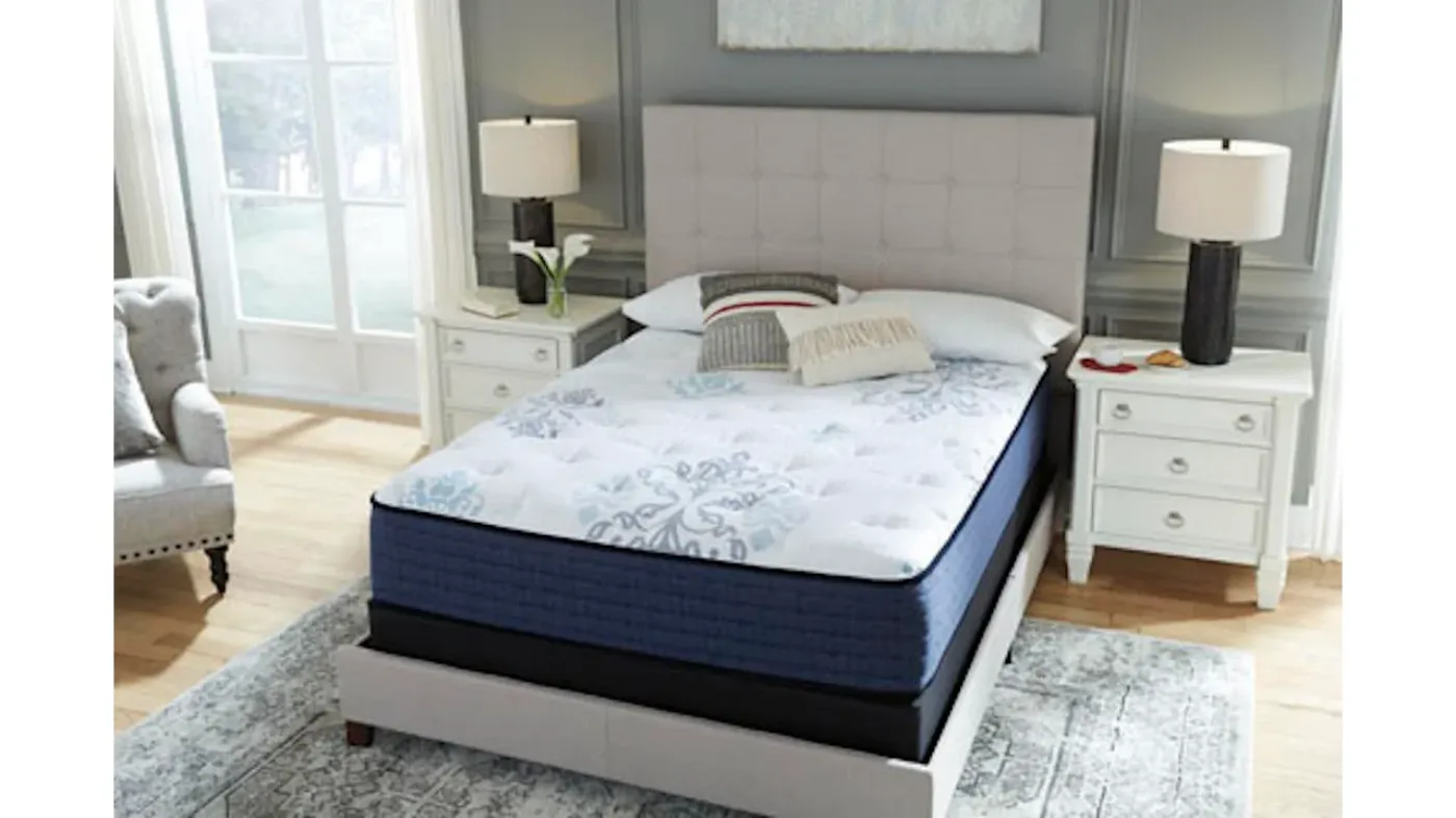 Picture of DreamHaven Plush Mattress - Queen