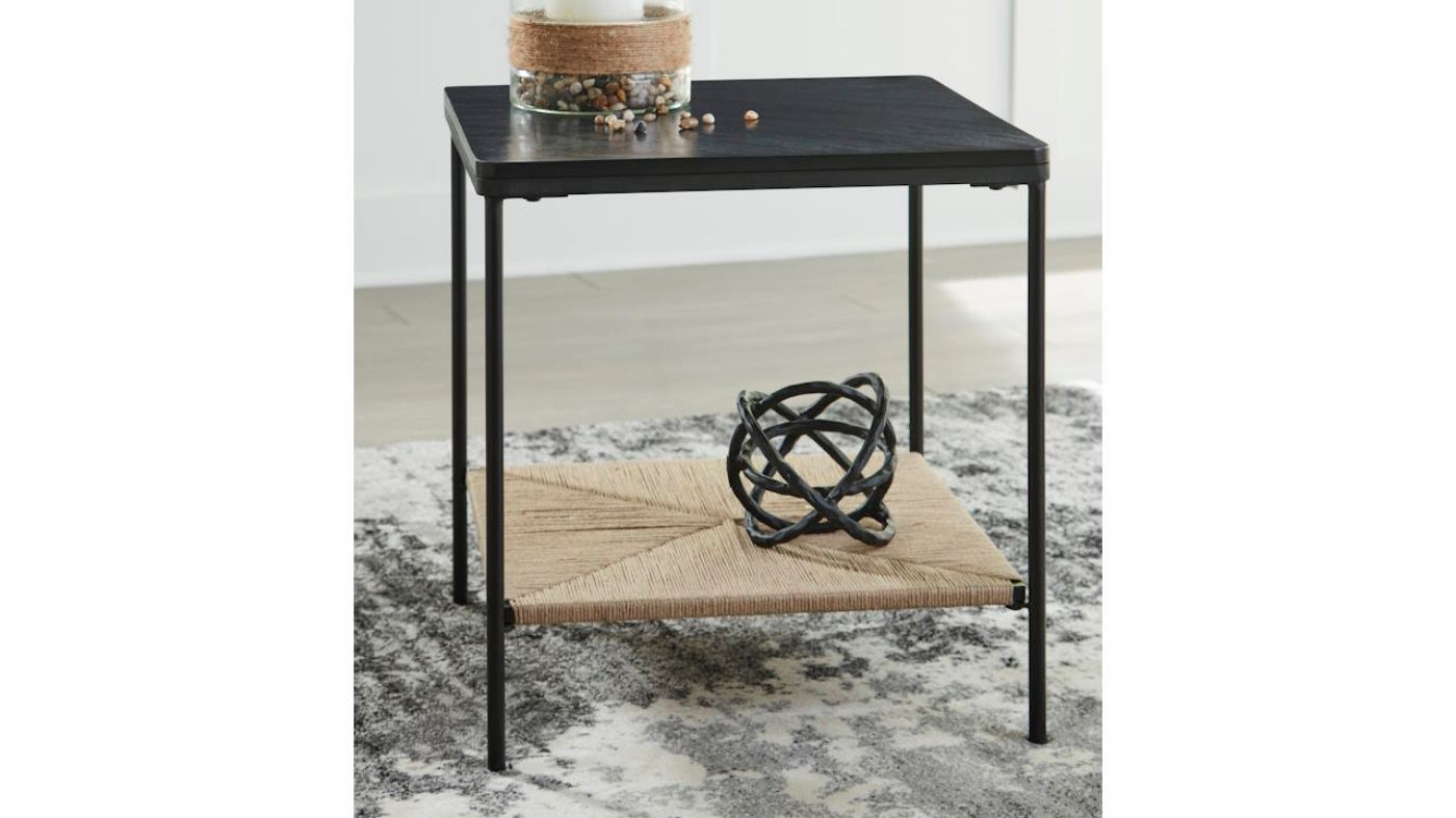 Picture of Minrich Accent Table - Black